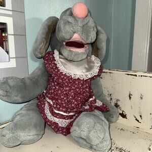 Ganzbros Vtg 1981 Wrinkles the Dog Plush 16" Hand Puppet Girl Floral Dress